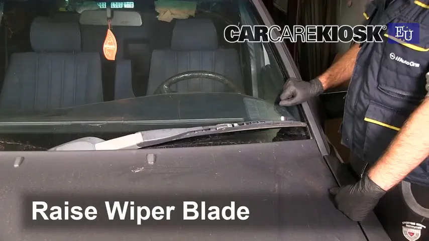 1989 Mercedes-Benz 190E 2.6 2.6L 6 Cyl. Windshield Wiper Blade (Front)